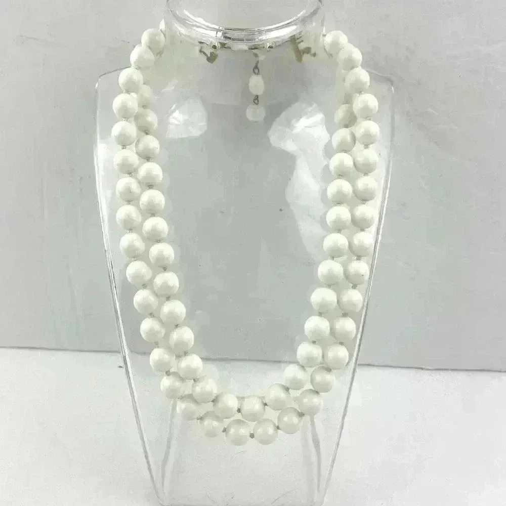 VTG White Bead Layered Necklace Gold Tone Elegant Style 16" - Picture 11 of 12